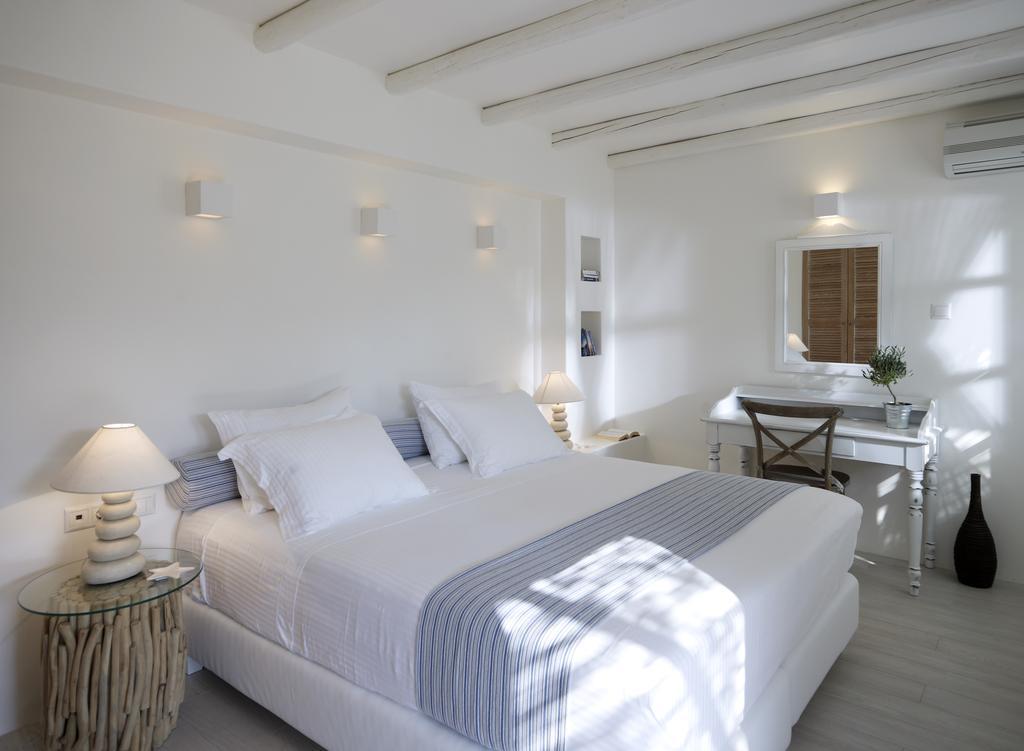 Villa Marandi Luxury Suites Stelida  Værelse billede